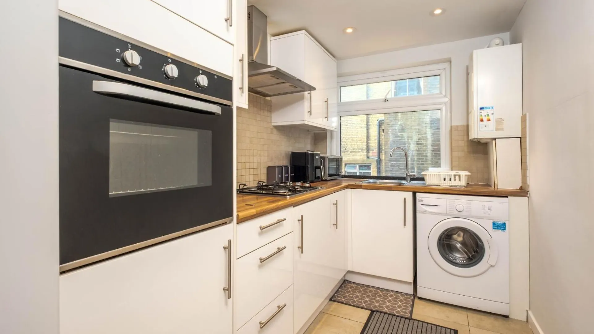 Stylish 2 Bedroom In Central Brighton Free Parking Near Beach And Train Station Casa de hóspedes